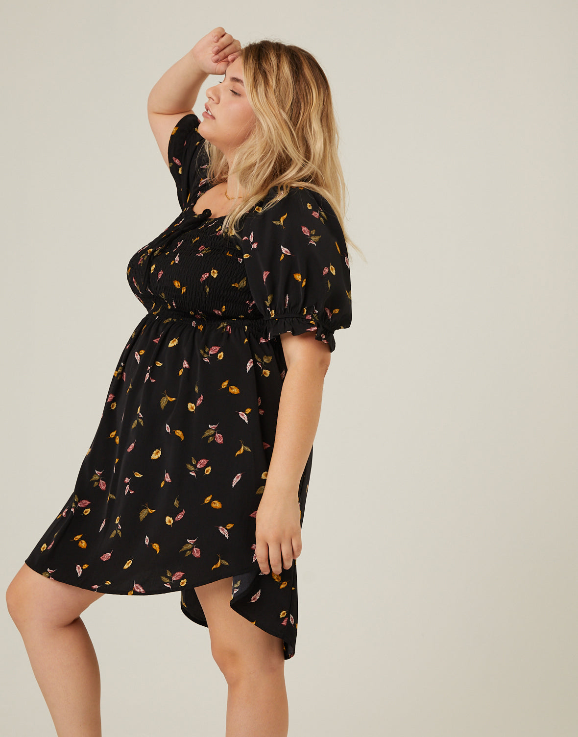 Plus Size Leaf Print Smocked Dress