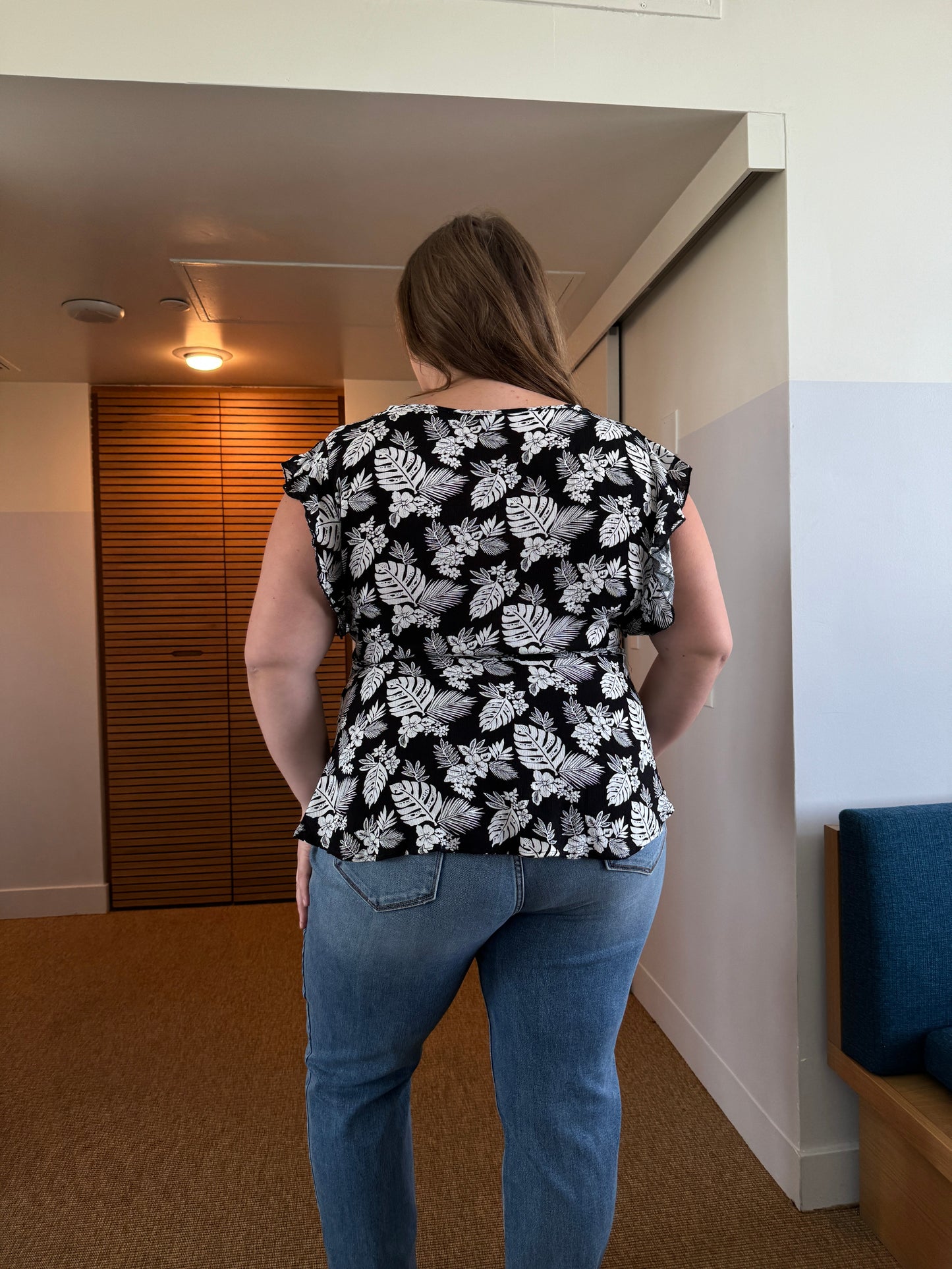 Plus Size Palm Print Top